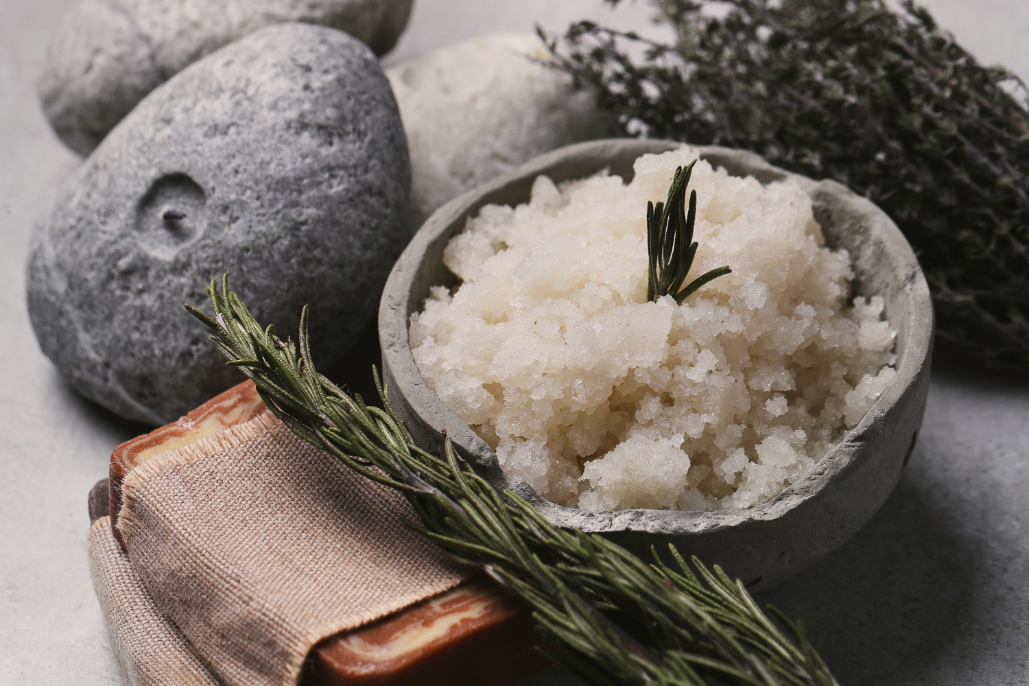 The Different Ways to Use Natural Bath Salts This Week